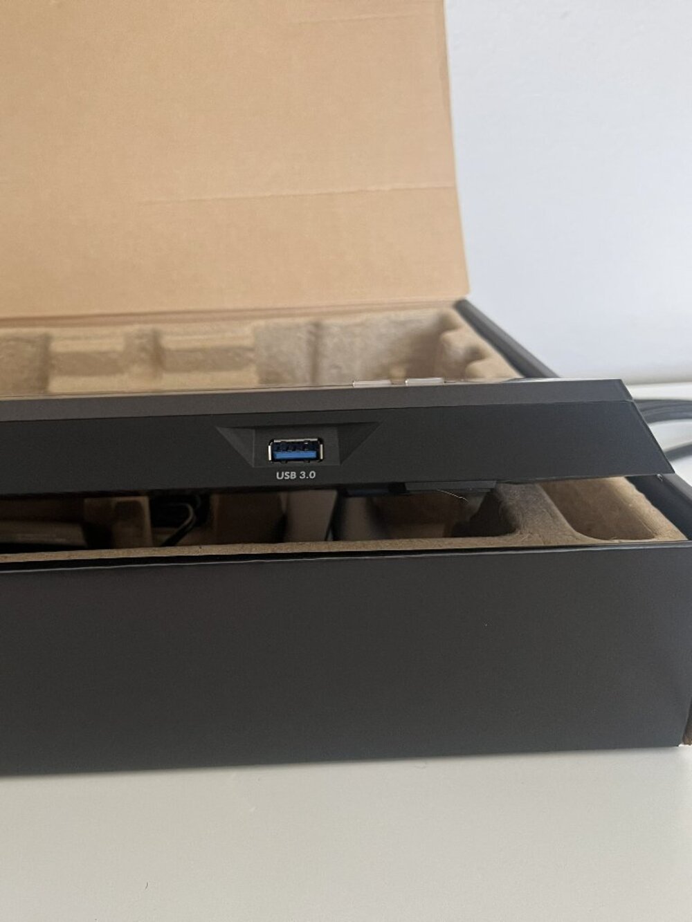 NetGear Nighthawk AC2300 Smart WiFi Router Model #R7000P - Picture 10 of 12